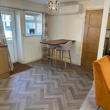 Thee Olde Cow Shed Cottingham, Central Location, 500 Meters From Cottingham Train Station, Close To Hull & Beverly, Free Parking & Wi-Fi , Entire Detached Property 외부 사진
