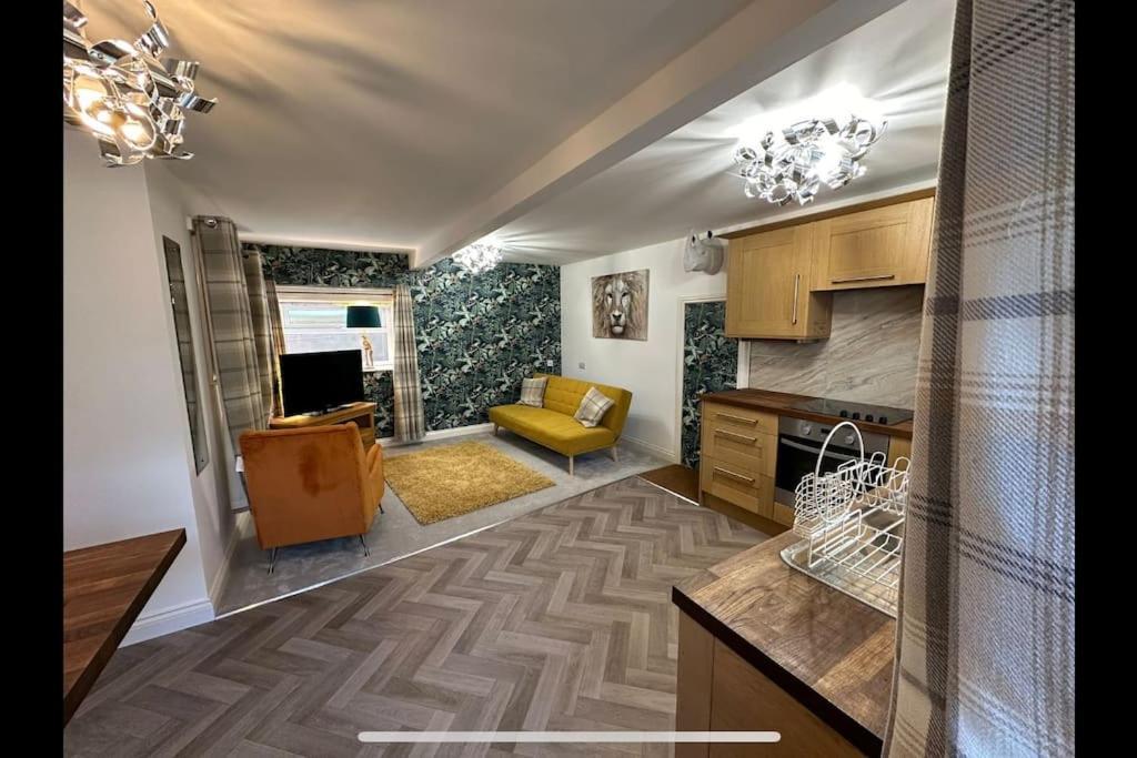Thee Olde Cow Shed Cottingham, Central Location, 500 Meters From Cottingham Train Station, Close To Hull & Beverly, Free Parking & Wi-Fi , Entire Detached Property 외부 사진