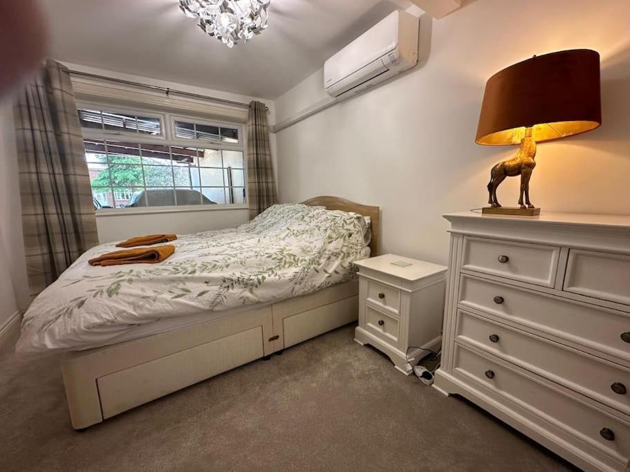 Thee Olde Cow Shed Cottingham, Central Location, 500 Meters From Cottingham Train Station, Close To Hull & Beverly, Free Parking & Wi-Fi , Entire Detached Property 외부 사진