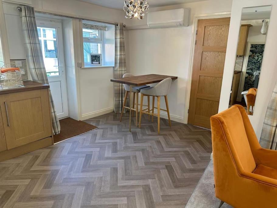Thee Olde Cow Shed Cottingham, Central Location, 500 Meters From Cottingham Train Station, Close To Hull & Beverly, Free Parking & Wi-Fi , Entire Detached Property 외부 사진